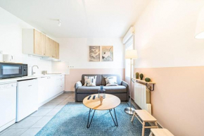 Le petit Montel- studio avec garage-métro Valmy